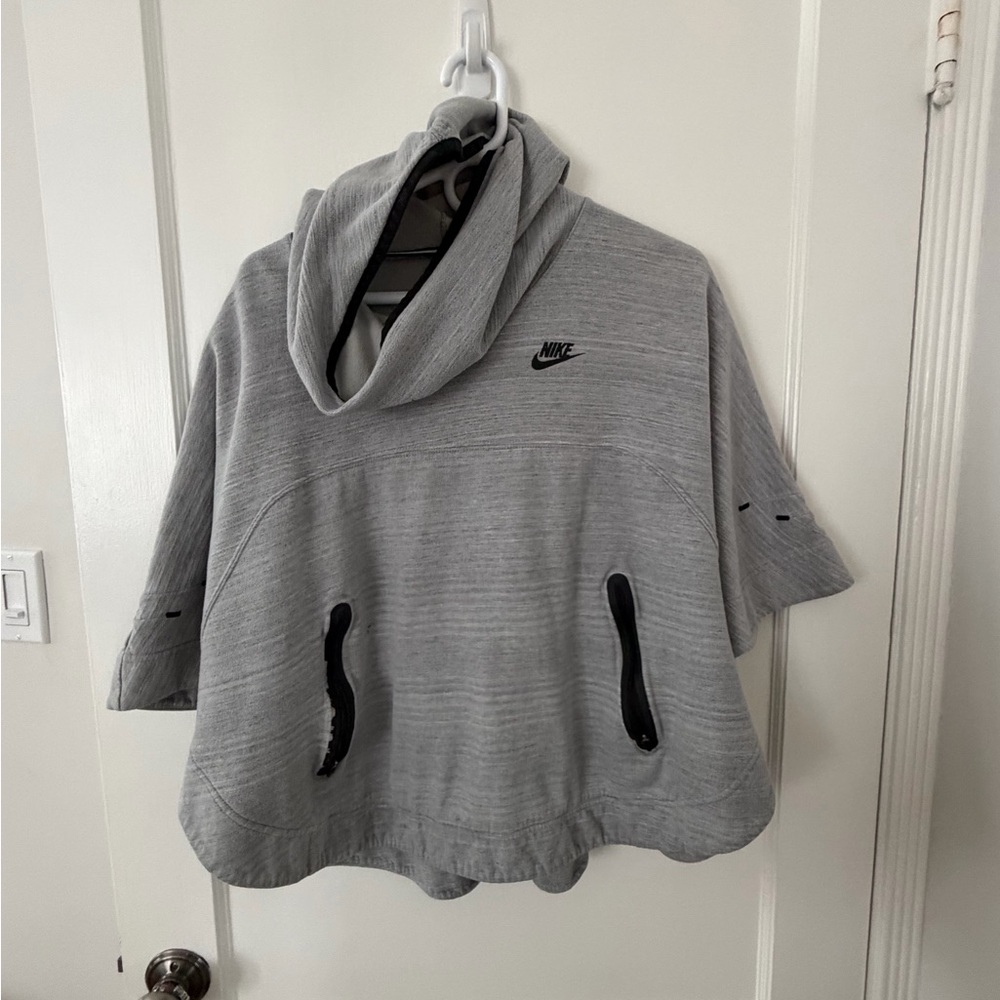 Nike Heather Gray Short Sleeve Hoodie Poncho M